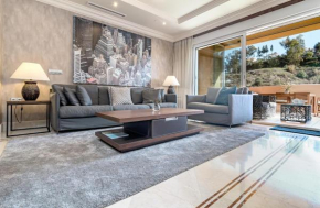 AHC- Top class flat in Aloha hill club, sea view